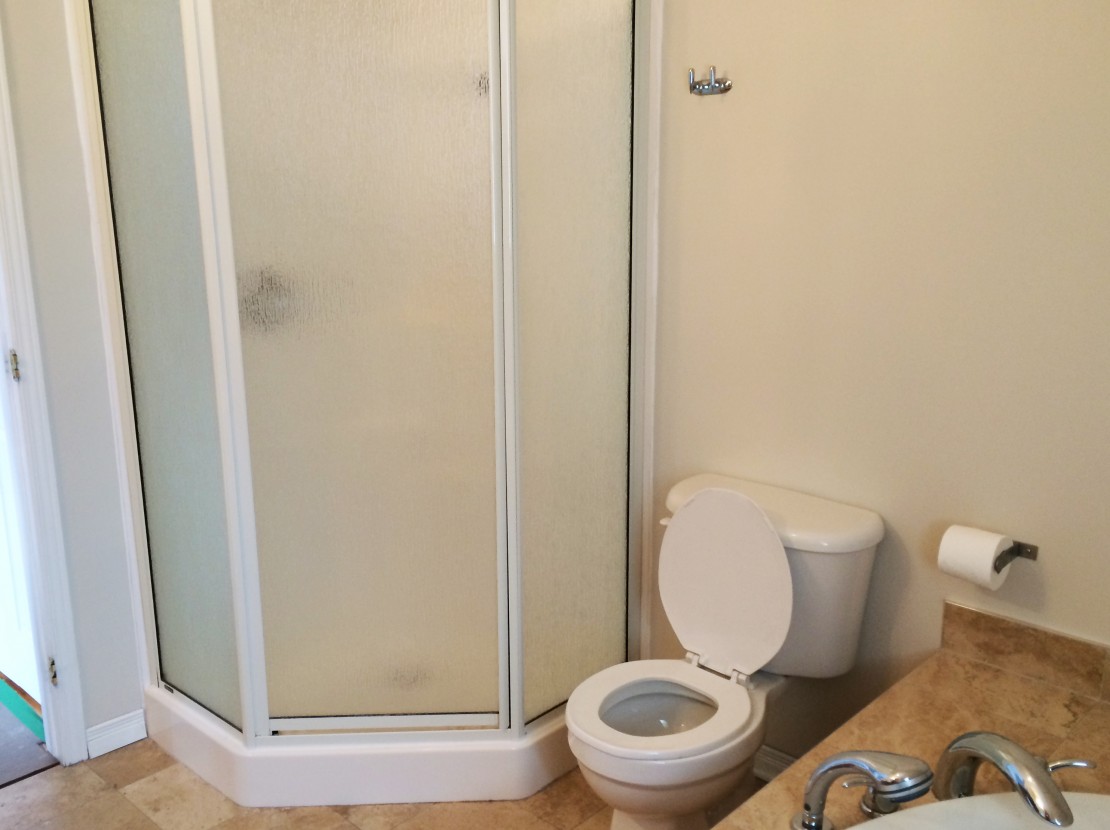 VERSAILLES-MONTREAL_Avant